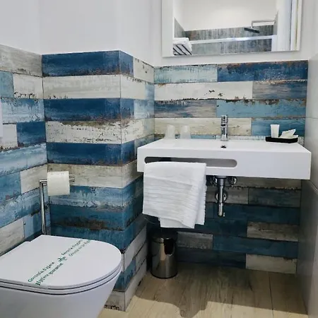 Leolisa Oda ve Kahvaltı Cariati