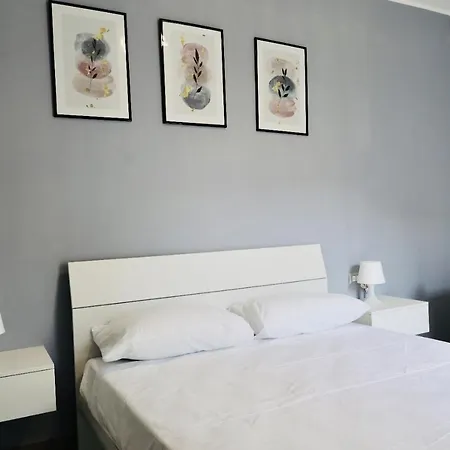 Leolisa فندق مبيت وإفطار *