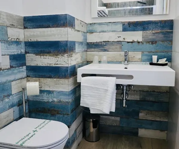 Leolisa فندق مبيت وإفطار كارياتي